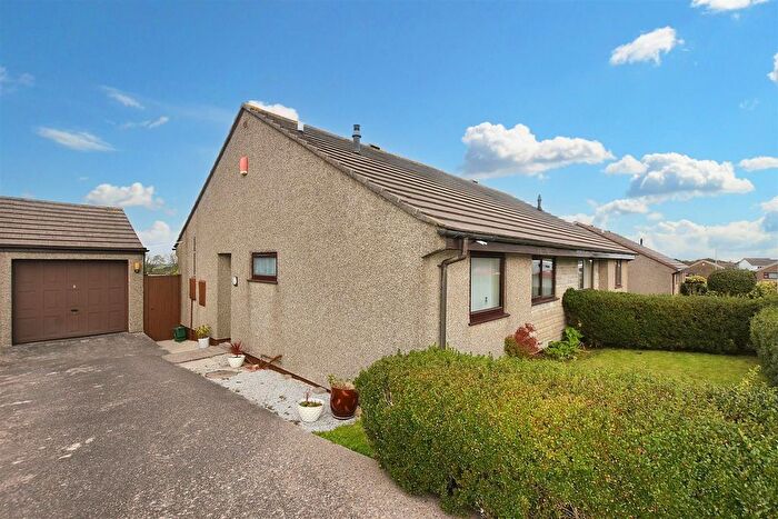 2 Bedroom Semi-Detached Bungalow For Sale In Penlean Close, Mount Ambrose, Redruth, TR15