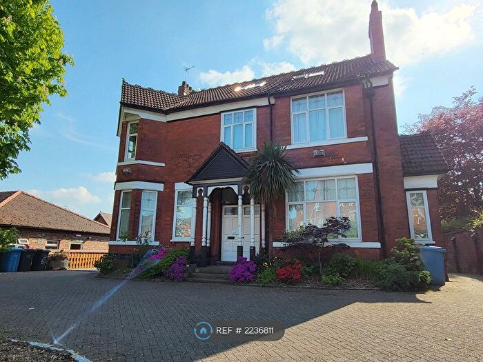 2 Bedroom Flat To Rent In Swinton, Swinton, M27