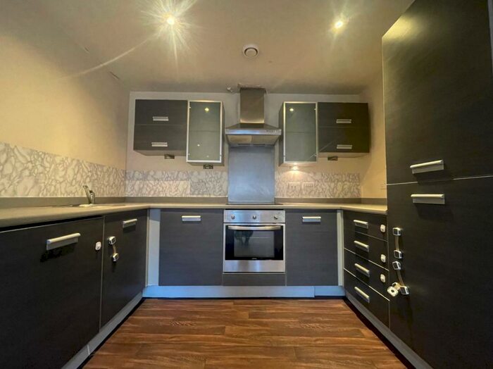 2 Bedroom Apartment To Rent In Hall Street, Birmingham, B18