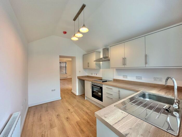 3 Bedroom Terraced House To Rent In Avondale Road, Gelli, Pentre, CF41