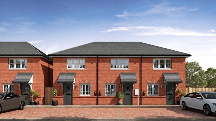2 Bedroom End Of Terrace House For Sale In Dovecote Grange, Fairham Way, Nottingham, Nottinghamshire, NG11