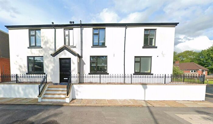 1 Bedroom Property To Rent In Rochdale Road, Royton, Oldham, Lancashire, OL2