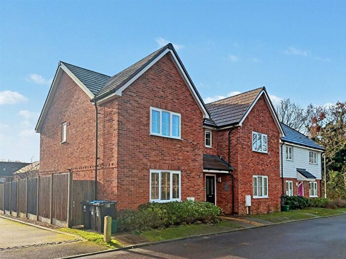 3 Bedroom Semi Detached House For Sale In Atlas Crescent, Burgess Hill, RH15