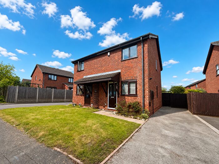2 Bedroom Property To Rent In Haymoor, Lichfield, WS14