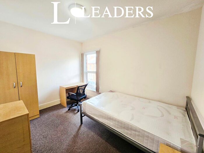 1 Bedroom Terraced House To Rent In Cranwell Street, LN5