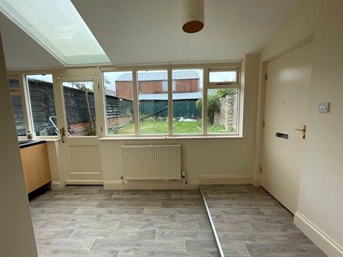 1 Bedroom Property To Rent In Latimer Road, Ryde, PO33