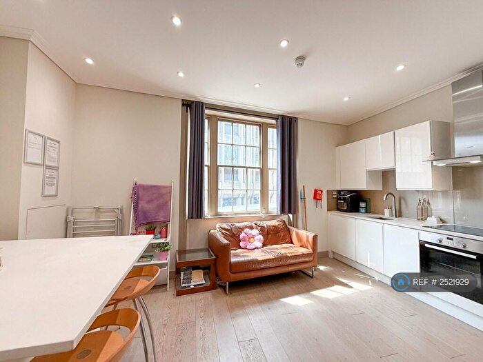 2 Bedroom Flat To Rent In High Street, Reading, RG1