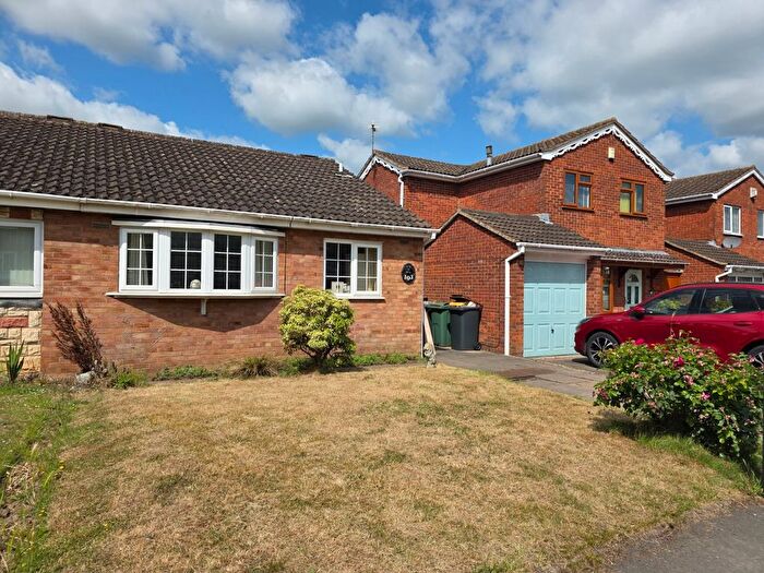 2 Bedroom Bungalow To Rent In Newdigate Road, Bedworth, Warwickshire, CV12