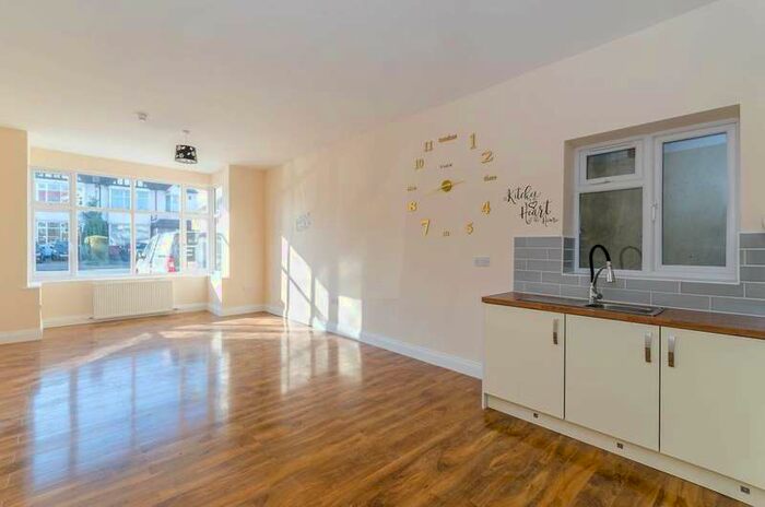 Flat To Rent In Gayton Road, Harrow, HA1