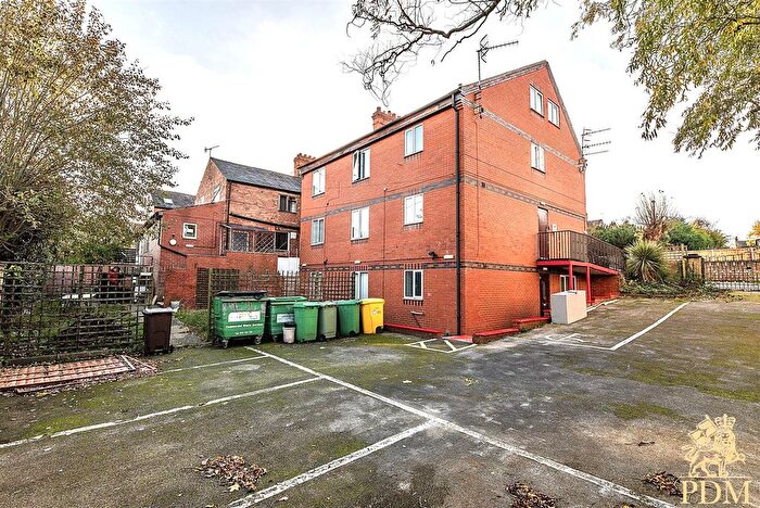 23 Bedroom Semi Detached House For Sale In Devon Street, Nottingham, NG5