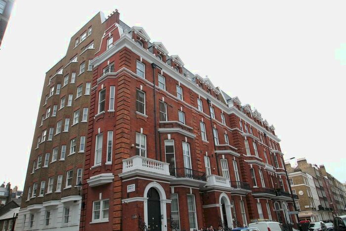 2 Bedroom Flat To Rent In Upper Berkeley Street, London, W1H