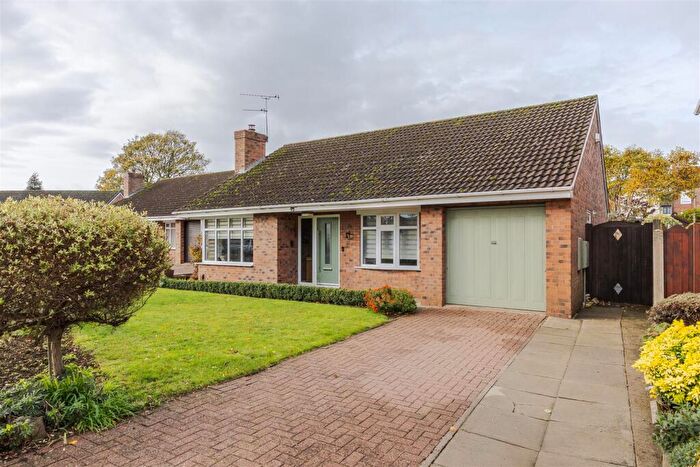 2 Bedroom Detached Bungalow For Sale In Old Rectory Gardens, Scunthorpe, DN17