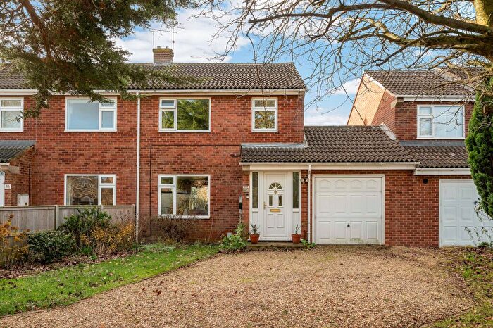 3 Bedroom Semi-Detached House For Sale In Arran Road, Stamford, PE9