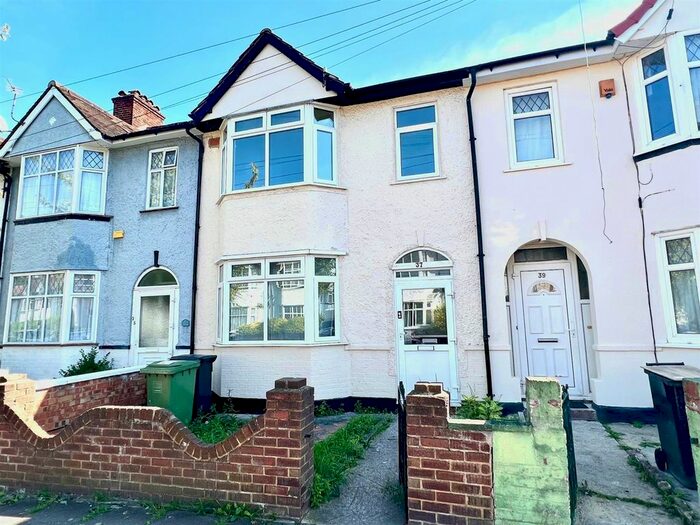 3 Bedroom Terraced House To Rent In Barriedale, London, SE14