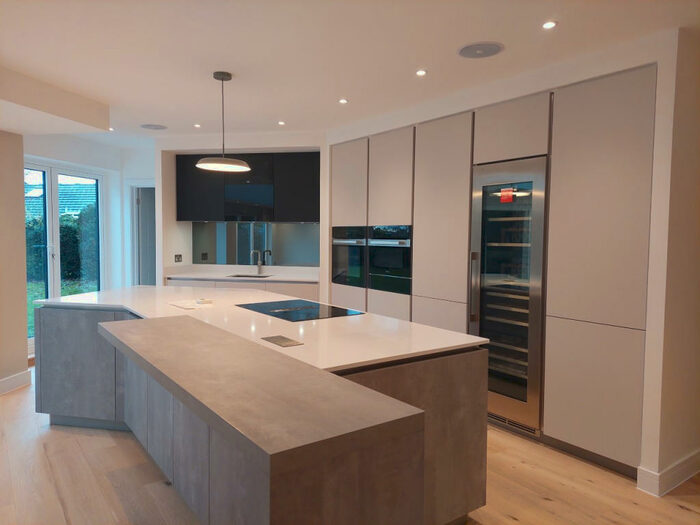 5 Bedroom Detached House To Rent In Bickley Park Road, Bromley, Kent, BR1