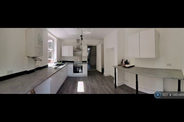 3 Bedroom Semi-Detached House To Rent In Highfield Road, Birkenhead, CH42