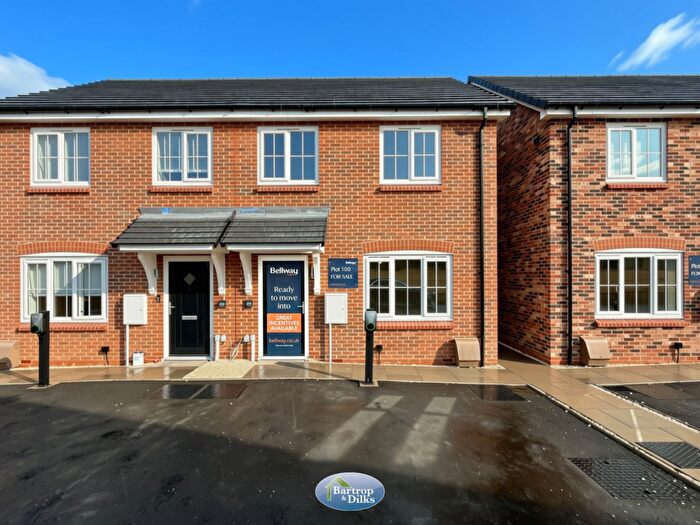 3 Bedroom Semi-Detached House For Sale In Gateford Toll Bar, Worksop, Nottinghamshire, S81
