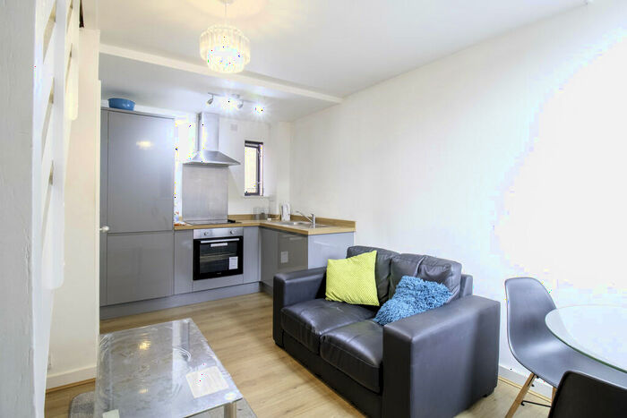 1 Bedroom Apartment To Rent In The Chandlers, Leeds City Centre, LS2