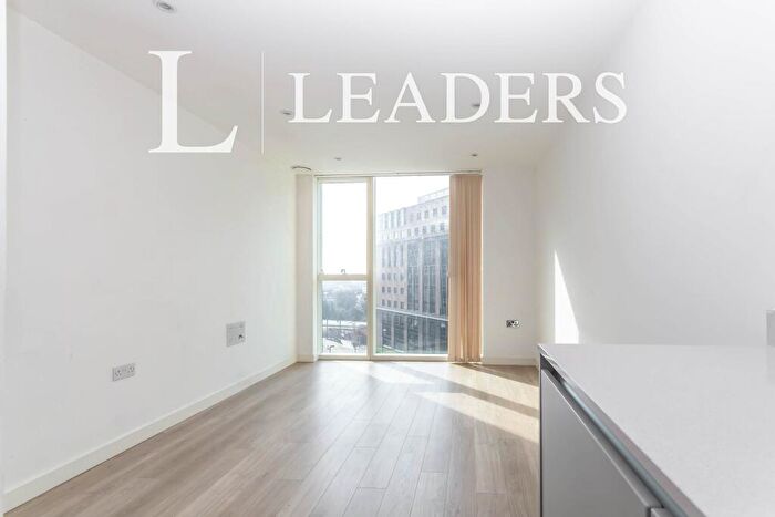 1 Bedroom Apartment To Rent In Tennyson Apartments, CR0