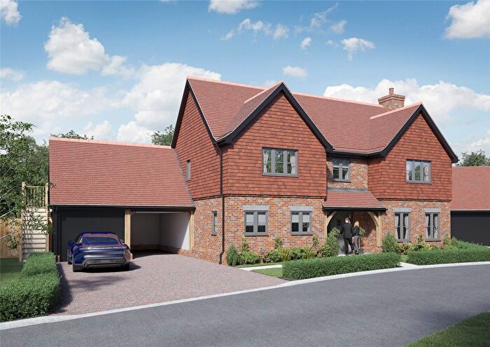 5 Bedroom Detached House For Sale In Tower House Farm, Mortimer, Reading, RG7