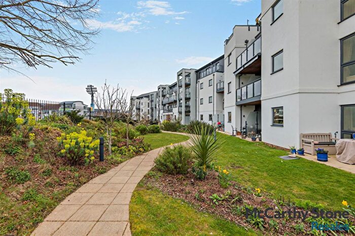 1 Bedroom Flat For Sale In Freeman House, Keepers Close, Canterbury, CT1