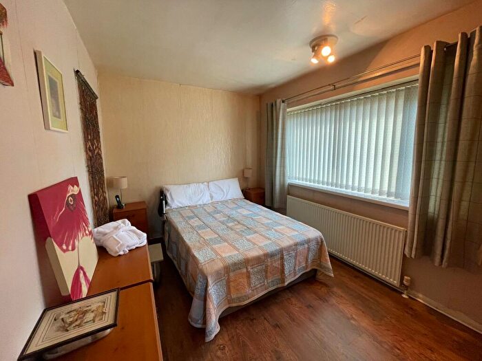 3 Bedroom End Of Terrace House For Sale In Lenham Walk, Manchester, M22