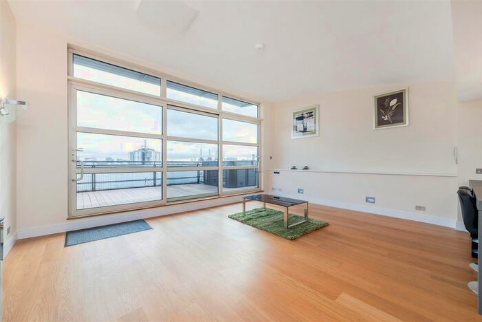 3 Bedroom Flat To Rent In Consort Rise House, Buckingham Palace Road, Belgravia, SW1W