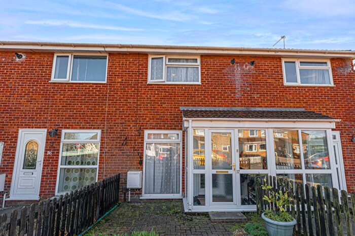 2 Bedroom Terraced House For Sale In Winchester Close, Newport, NP20