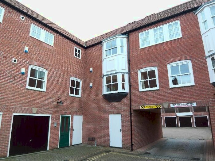 2 Bedroom Flat To Rent In St Andrews Place, Aldwark, York YO1