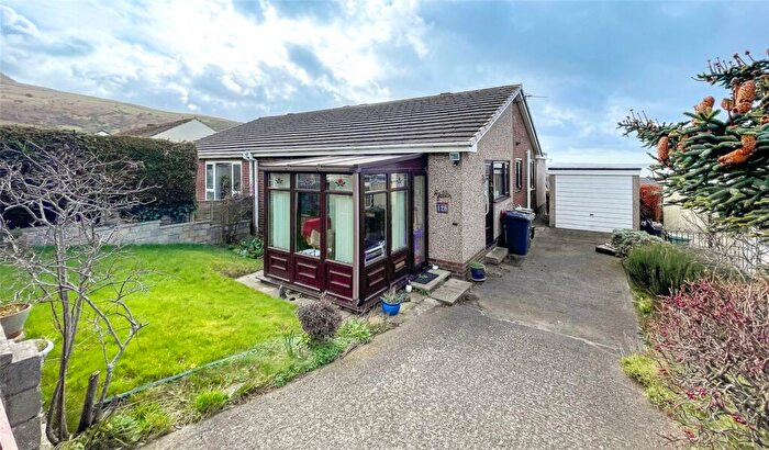 2 Bedroom Bungalow For Sale In Gorwel, Llanfairfechan, Conwy, LL33