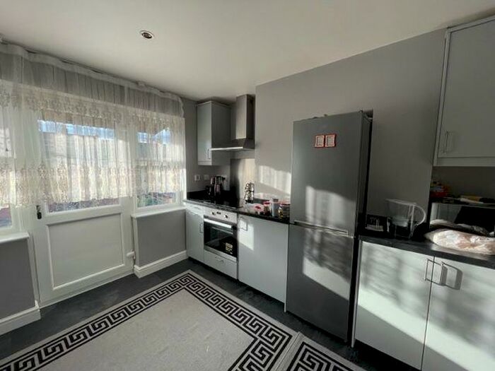 2 Bedroom Maisonette To Rent In Church Street, Wolverton, Milton Keynes, MK12