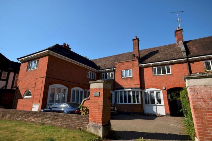 2 Bedroom Flat To Rent In Lubbock Road Chislehurst, BR7