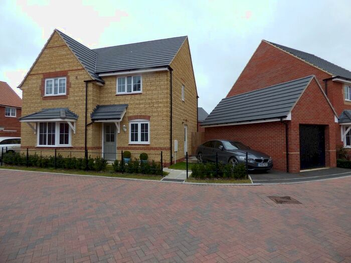 4 Bedroom Detached House To Rent In The Arc, St Andrew Ridge, Swindon, SN25