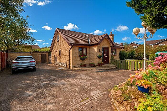3 Bedroom Detached Bungalow For Sale In Thomas Street, Glossop, SK13