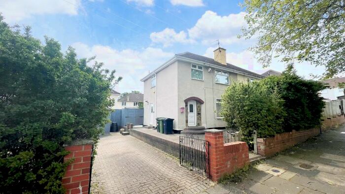 3 Bedroom House To Rent In Greenwood Gardens, Gateshead, NE11