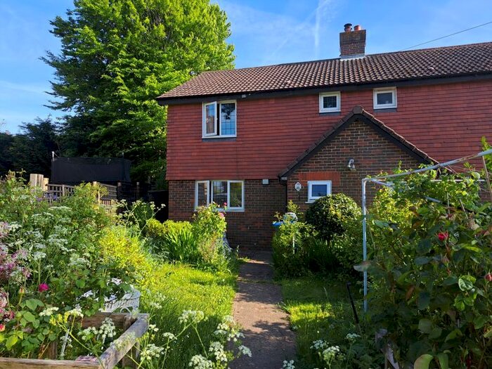 3 Bedroom Semi-Detached House To Rent In Allington Crescent, Newick, Lewes, BN8