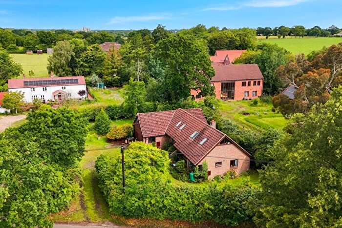 3 Bedroom Bungalow For Sale In Witton Green, Reedham, Norwich, NR13