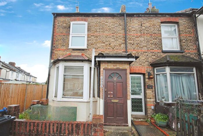 1 Bedroom Maisonette To Rent In Liverpool Road, Watford, WD18