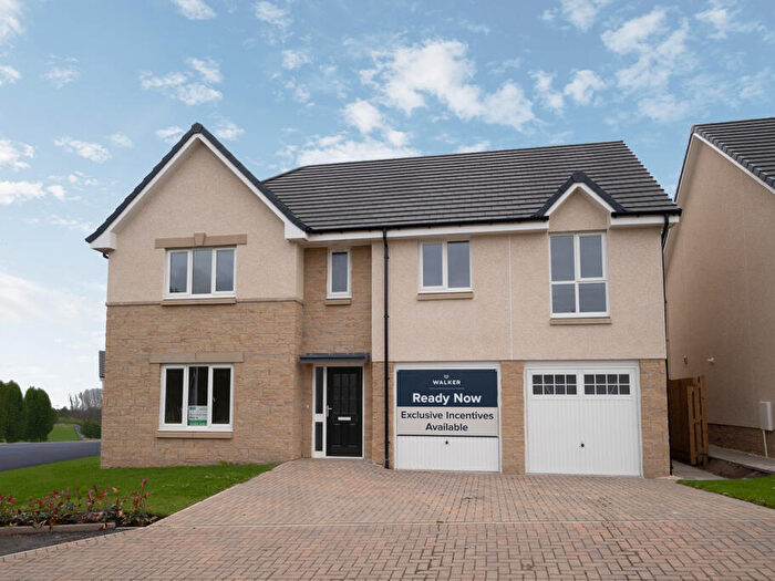 5 Bedroom Detached House For Sale In Monarchs Walk, West Calder, EH55
