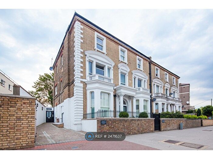 2 Bedroom Flat To Rent In Balham High Road, London, SW17