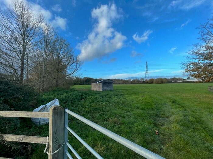 Land For Sale In Newpound Lane, Billingshurst, West Sussex, RH14