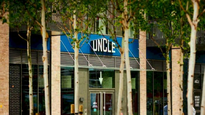 Apartment To Rent In Sanday Drive, London, NW9