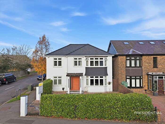 5 Bedroom Detached House For Sale In Lambourne Road, Chigwell, IG7