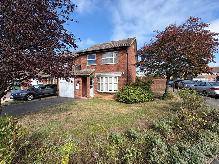3 Bedroom Link Detached House For Sale In Hazlitt Croft, Cheltenham, Gloucestershire, GL51