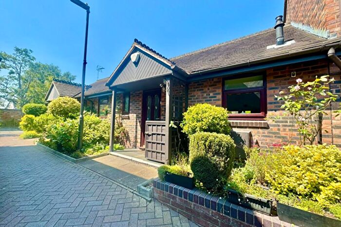 2 Bedroom Bungalow For Sale In Rectory Close, Nantwich, Cheshire, CW5