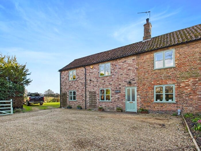 4 Bedroom Semi-Detached House For Sale In Stow Corner, Stow Bridge, King's Lynn, PE34
