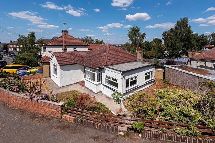 3 Bedroom Detached Bungalow For Sale In Abbey Crescent, Belvedere, DA17