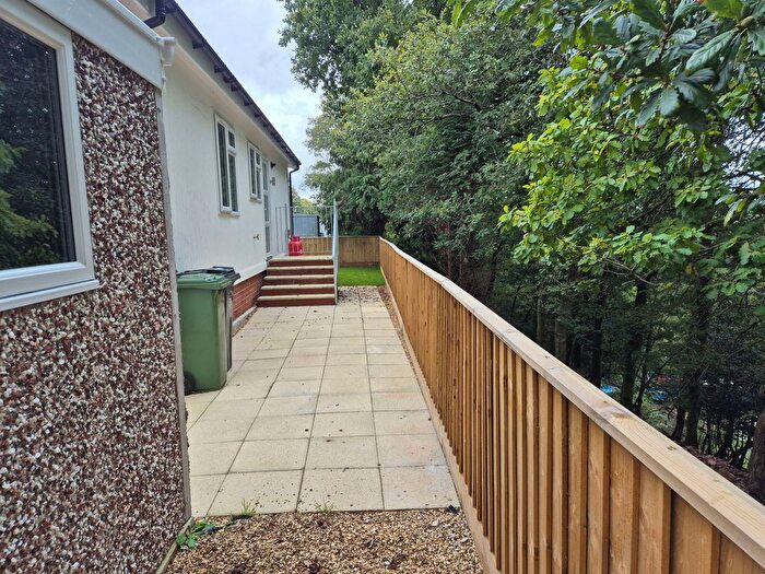 2 Bedroom Mobile/park Home For Sale In Sycamore Way, Glenholt Park, Plymouth, PL6