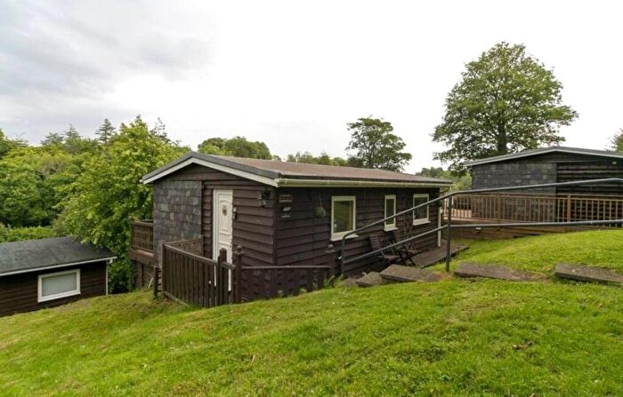 2 Bedroom Detached House For Sale In Caeathro, Caernarfon, Gwynedd, LL55