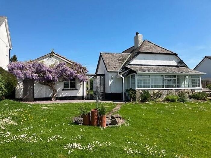 2 Bedroom Property To Rent In Eastacombe, Barnstaple, EX31